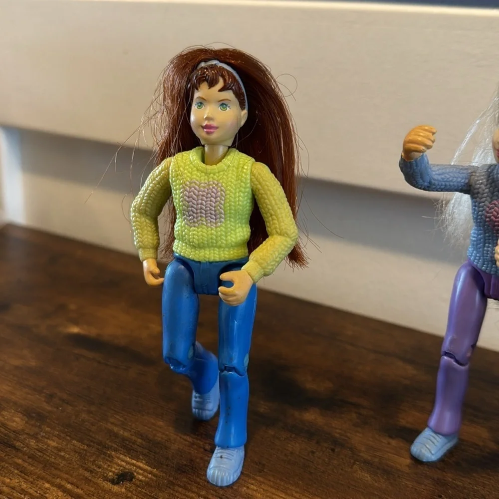 Vintage Fisher Price Loving Family Sisters Girl Teen 5” brown and Blonde Hair